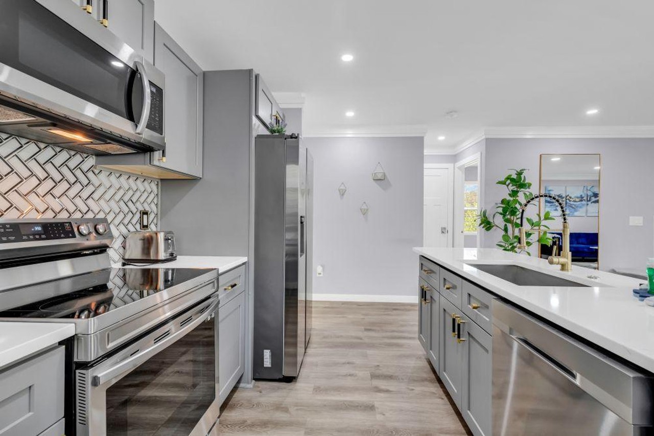 1000 Parkwood Ave #1270764P - Photo 6 of 30