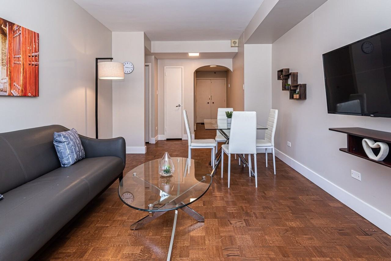 3712 Rue Peel #1283434P - Photo 3 of 35