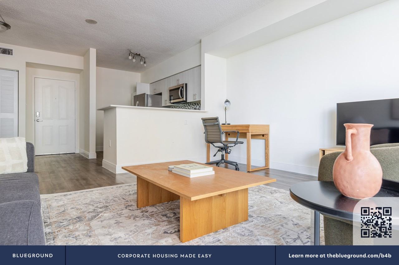 16900 N Bay Rd #168 - Photo 5 of 44