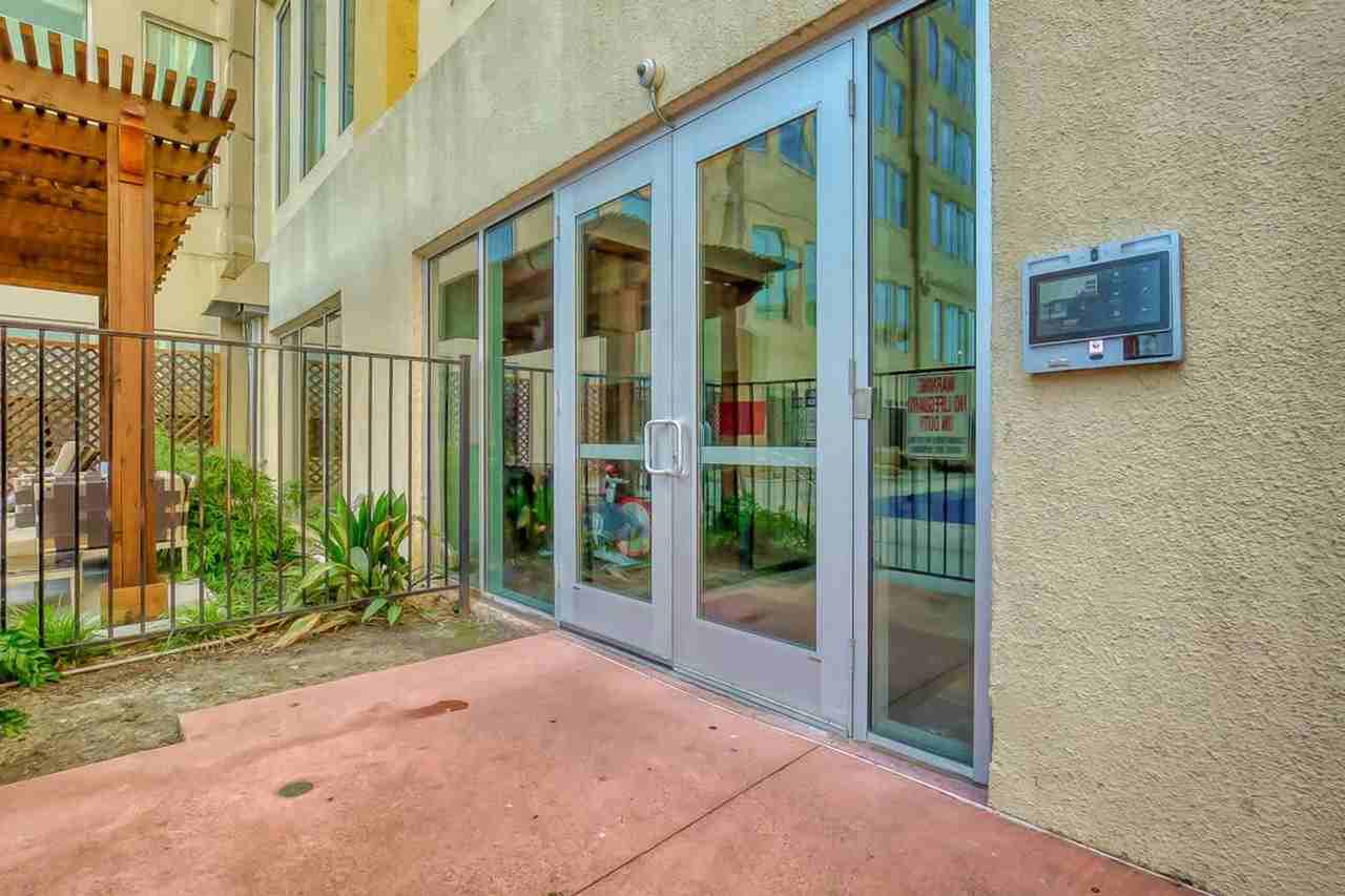 500 S Ervay St #1297784P - Photo 4 of 36