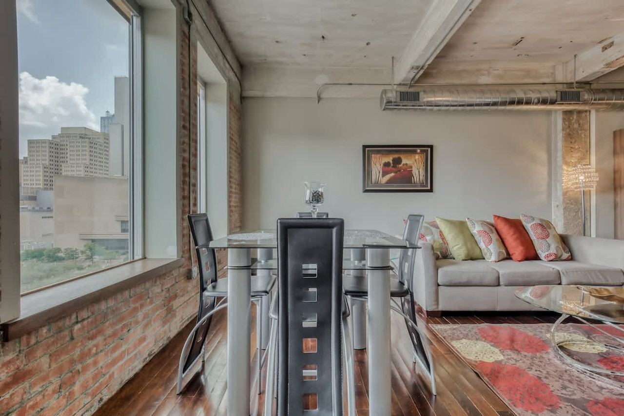 500 S Ervay St #1297784P - Photo 6 of 36