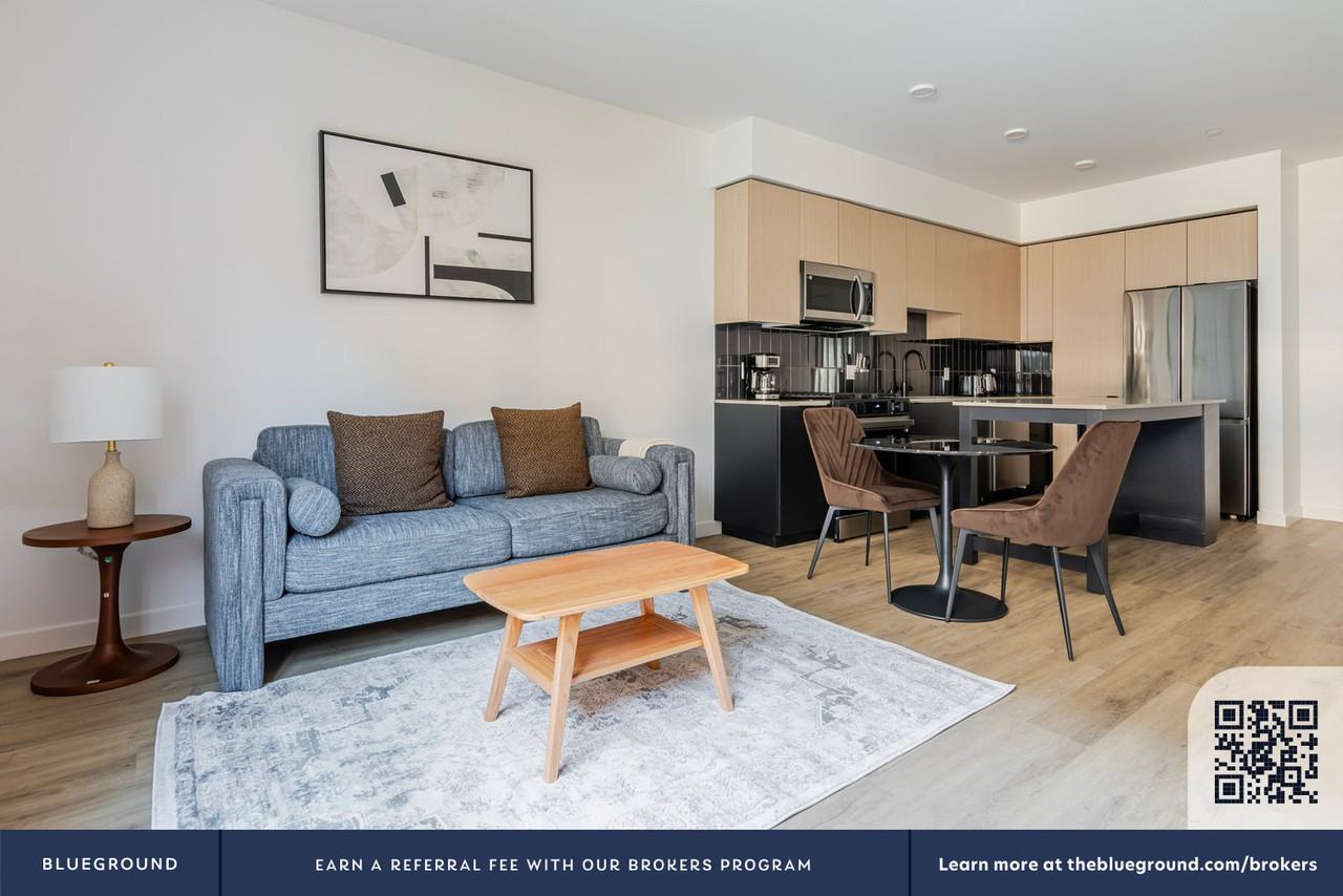 350 Chastain Pl #2056 - Photo 5 of 27