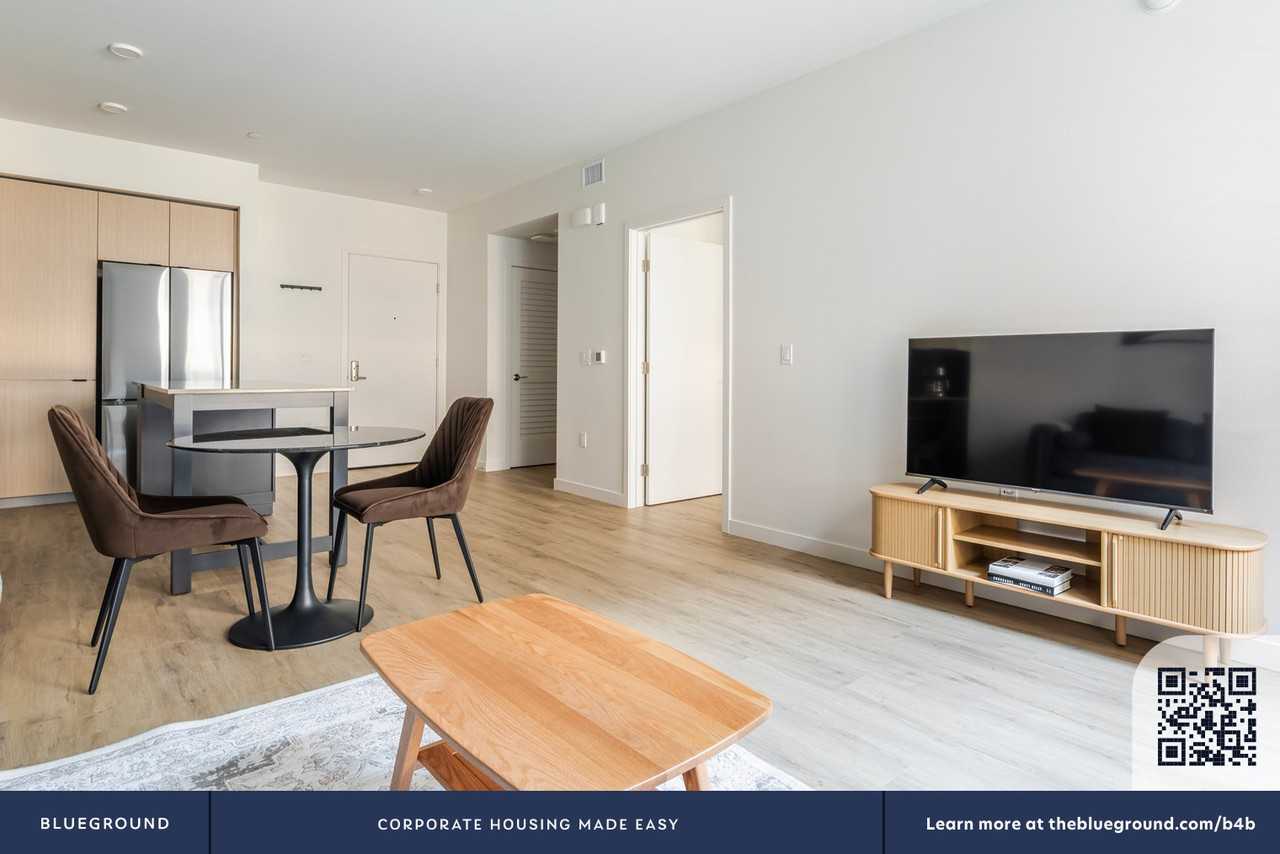 350 Chastain Pl #2056 - Photo 6 of 27