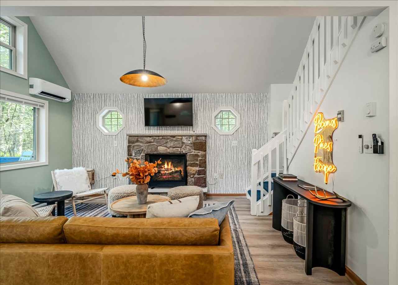 109 109 Rising Sun Court #1302874P - Photo 3 of 50