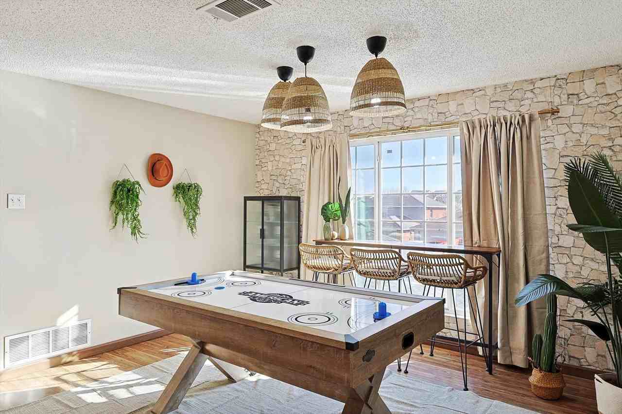 708 Azalea Dr #1310919P - Photo 3 of 50