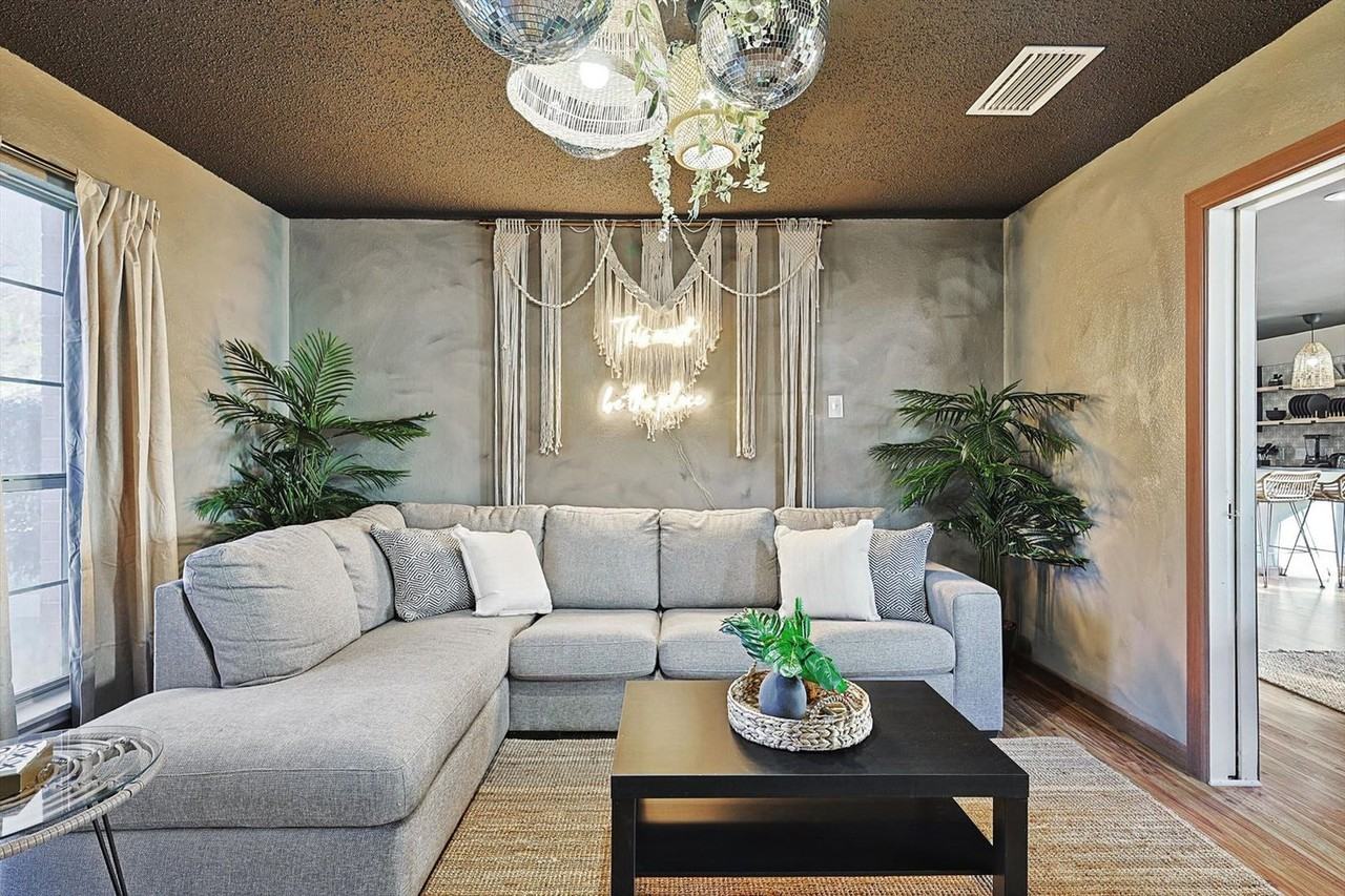 708 Azalea Dr #1310919P - Photo 7 of 50