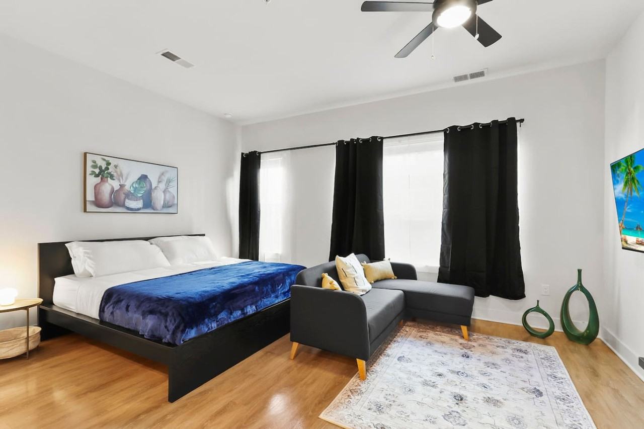 2317 W Grace St #1312494P - Photo 4 of 19