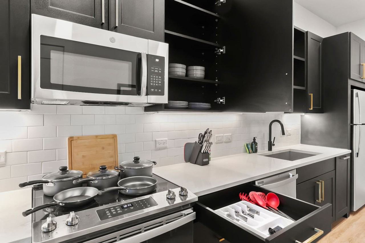 2317 W Grace St #1312494P - Photo 7 of 19