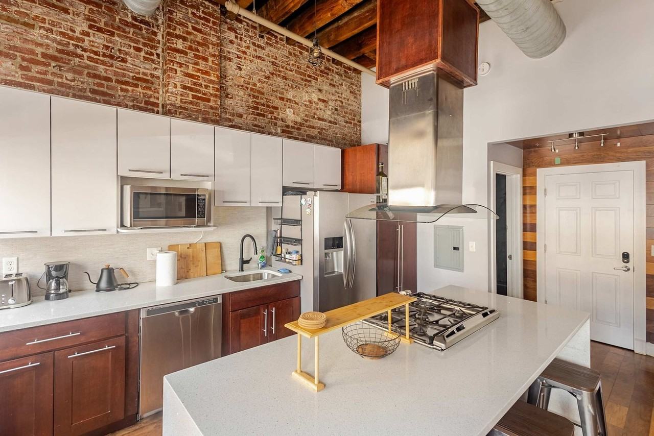 621 14th St #1314944P - Photo 4 of 34