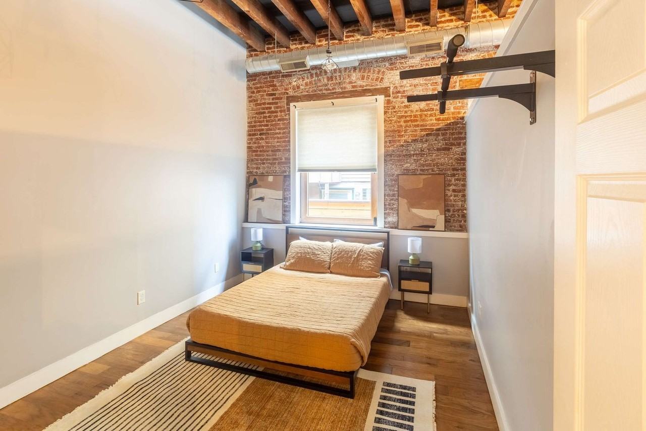 621 14th St #1314944P - Photo 5 of 34