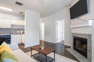 featured image of 1005 W 23rd St