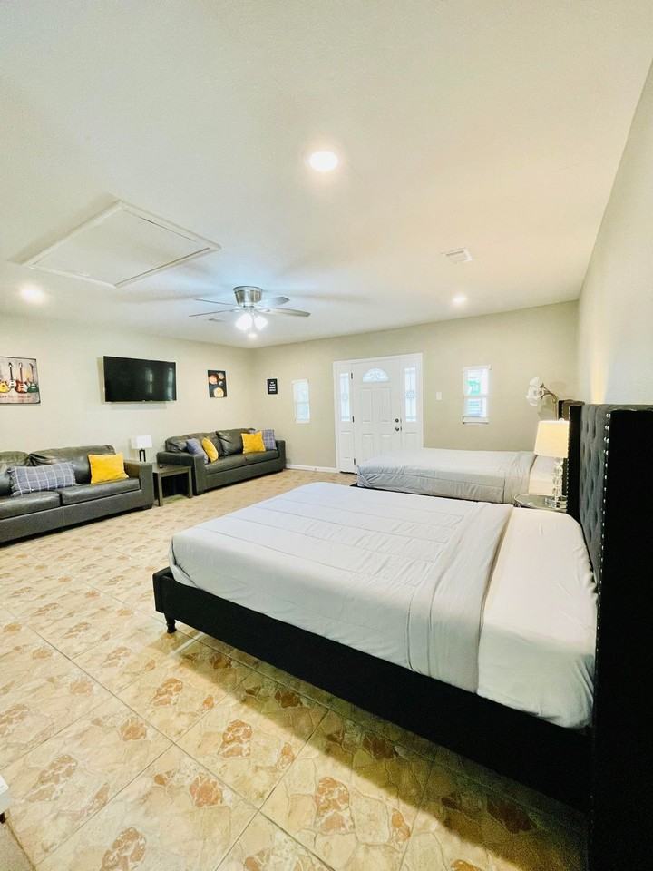 9216 Carousel Ln #1316394P - Photo 6 of 19