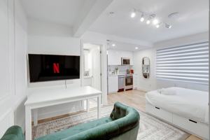featured image of 1755 Rue Saint-Denis