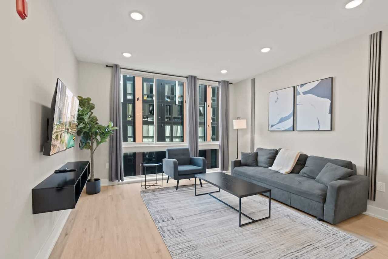 901 Canal Street - Photo 2 of 23