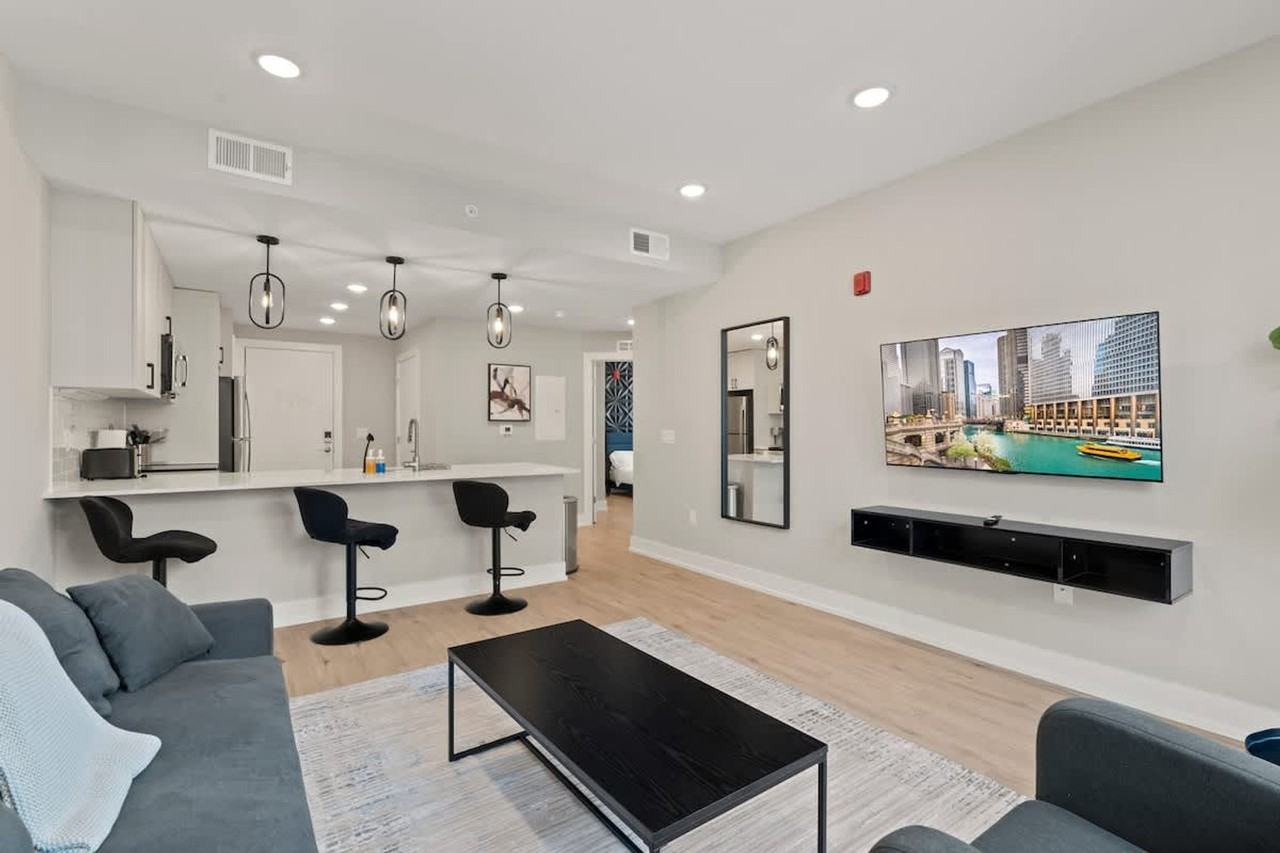 901 Canal Street - Photo 3 of 23