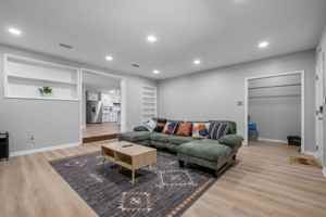 featured image of 218 Cactus St