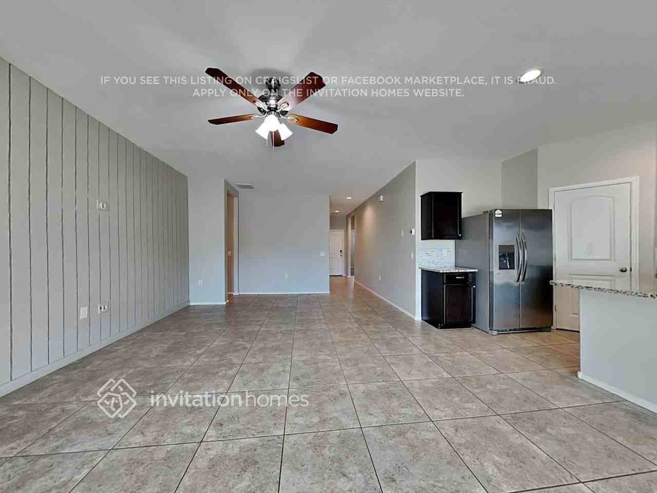 31065 West Monterey Avenue - Photo 4 of 18