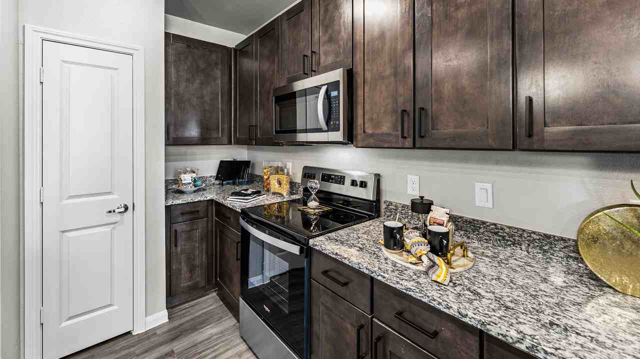 N Cummings Dr & Cummings Rd #1310 - Photo 6 of 26