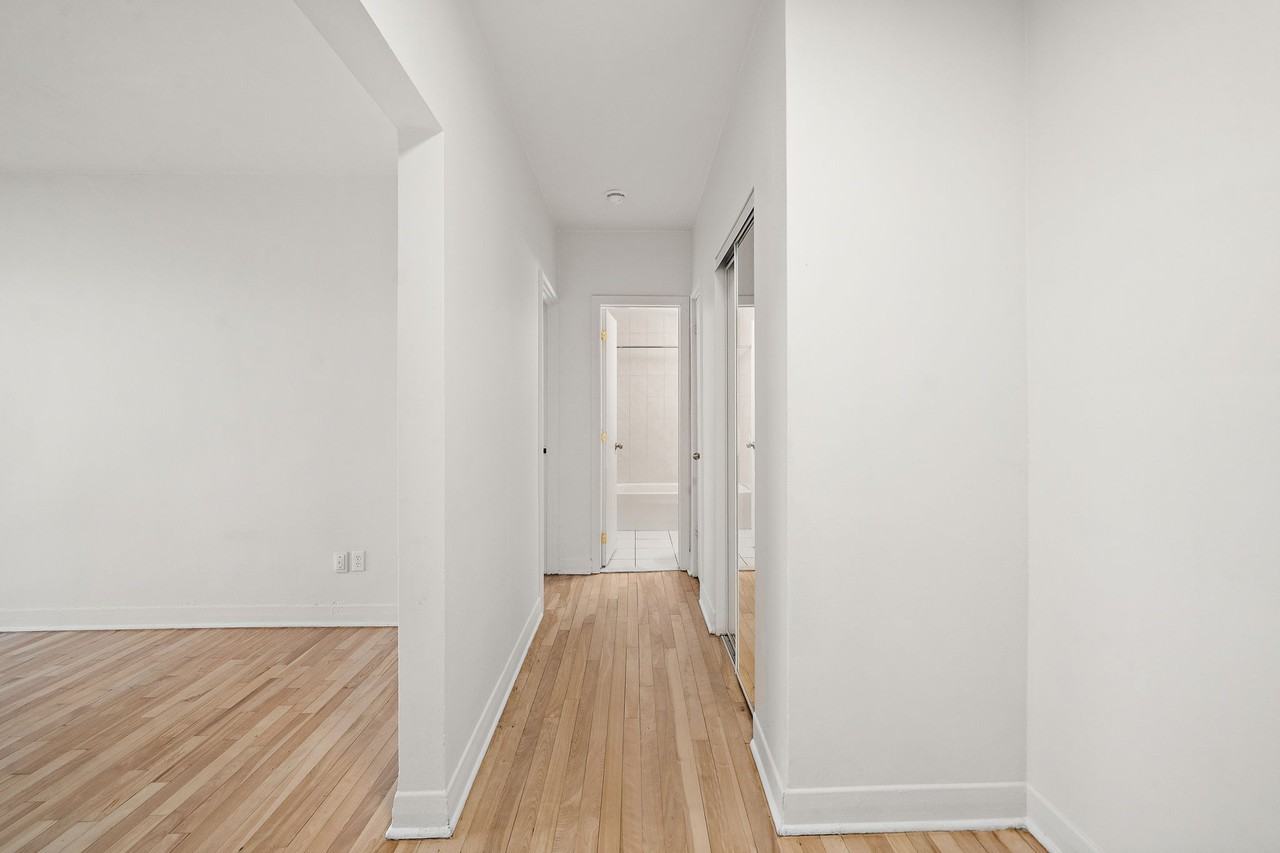 9265 Rue Airlie - Photo 9
