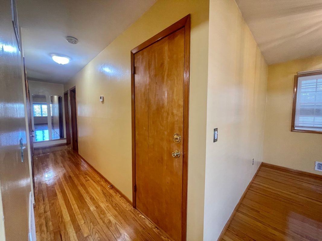 57 Isabella Ave ##1 - Photo 4 of 13