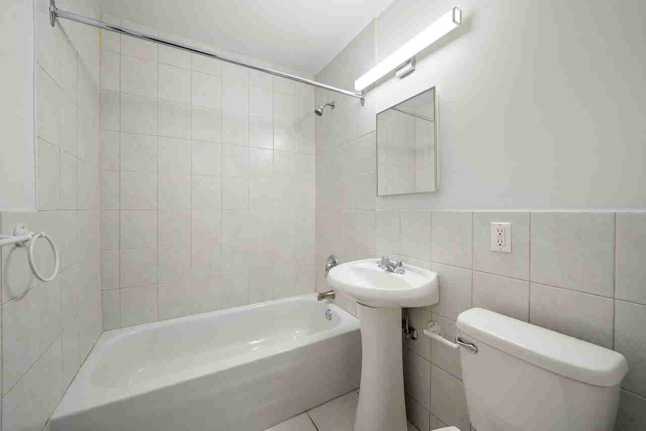 9265 Rue Airlie - Photo 11