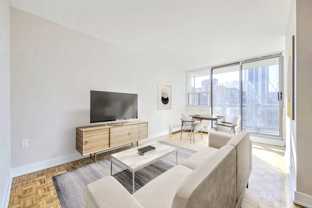 Blinkbonnie - Photo 1 of 1