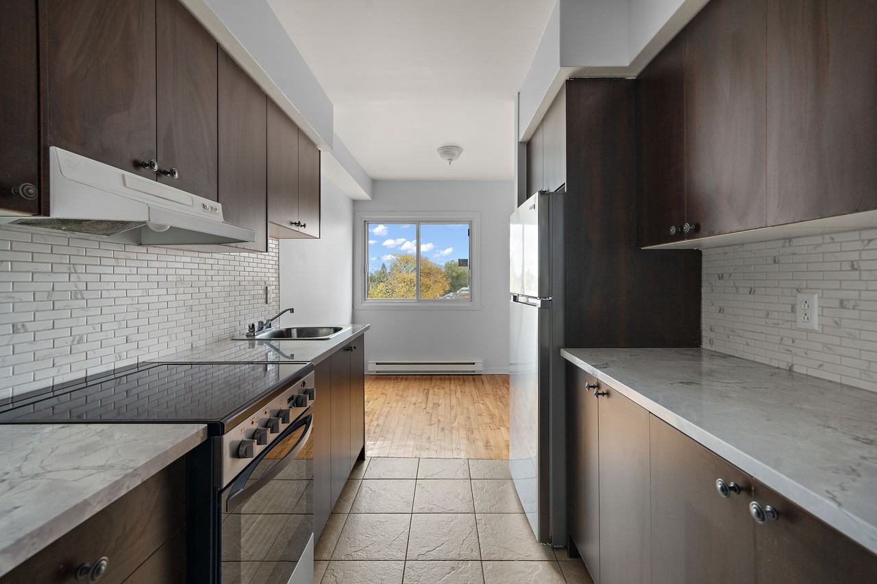 730 30e Avenue #406 - Photo 5 of 19