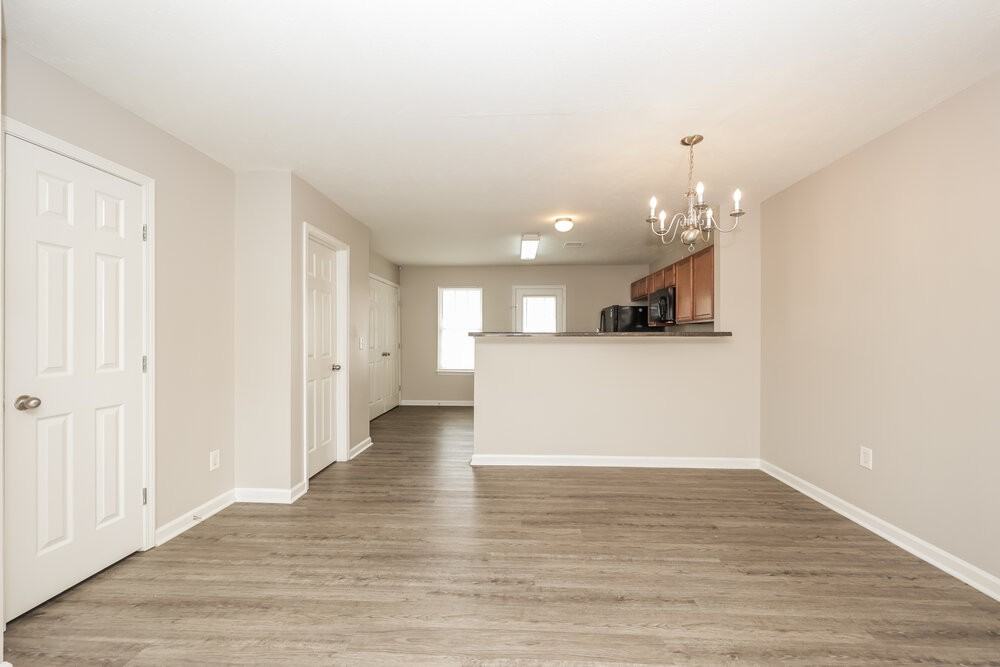 8023 Logan Dr - Photo 6 of 17