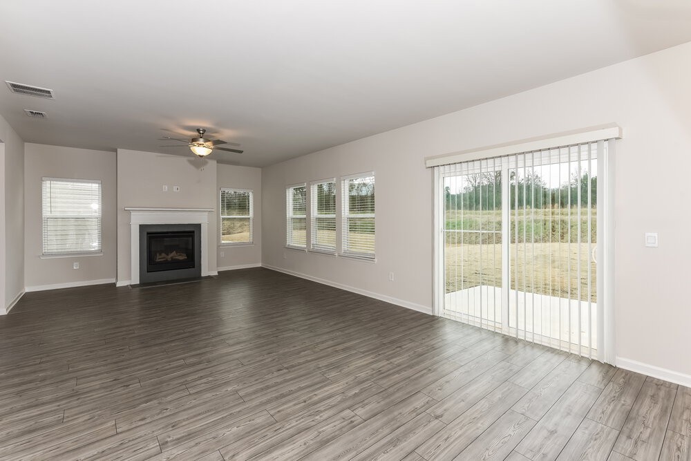 5915 Green Ash Ct - Photo 4 of 17