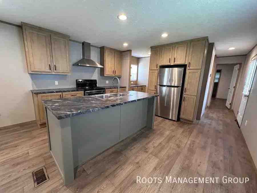 1112 Hunters Mountain Parkway #1112 - Photo 3 of 17