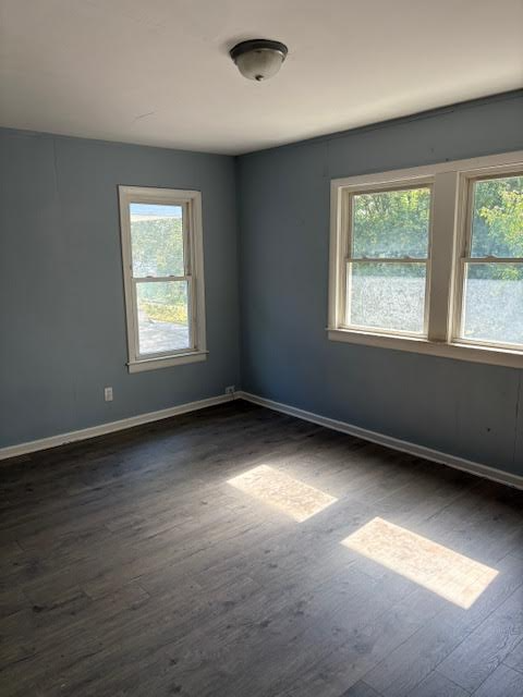 674 Strong Ave #674-0-5 - Photo 3 of 4