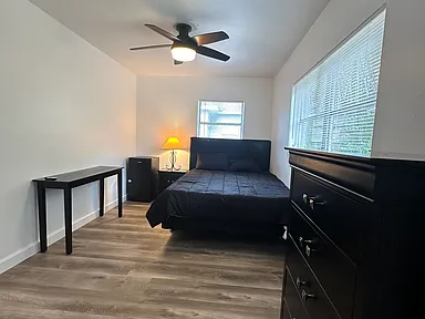 8117 Alveron Ave - Photo 2 of 6