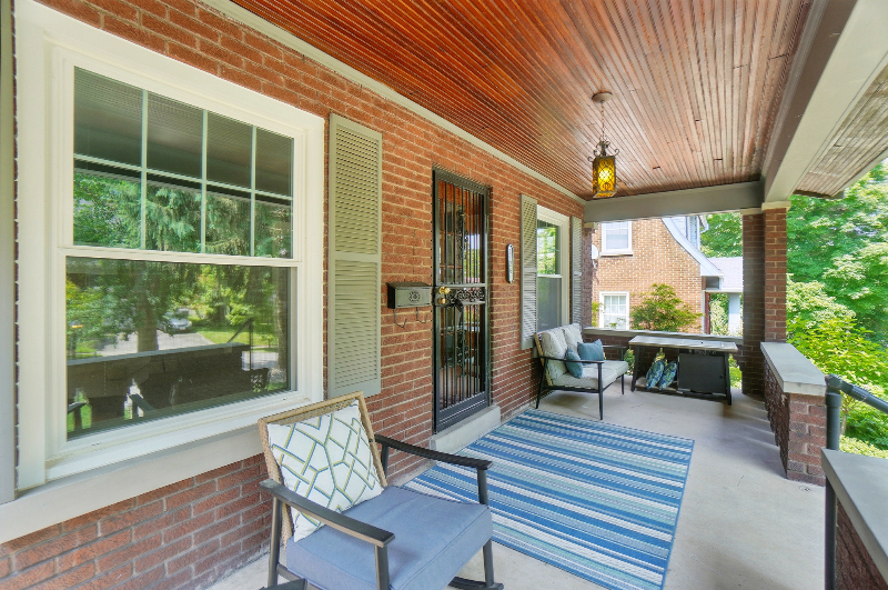 1126 Audubon Rd - Photo 2 of 22