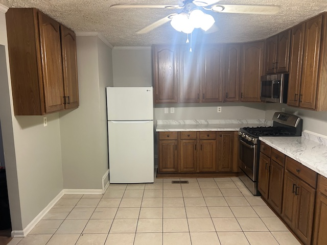 5704 Centerville Rd - Photo 2 of 19