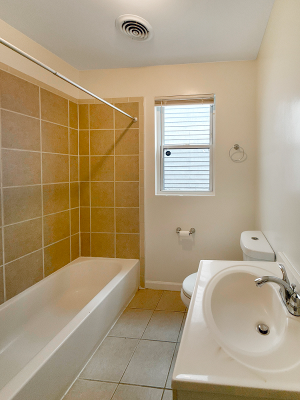 1308 Gallaudet St Ne #202 - Photo 3 of 7