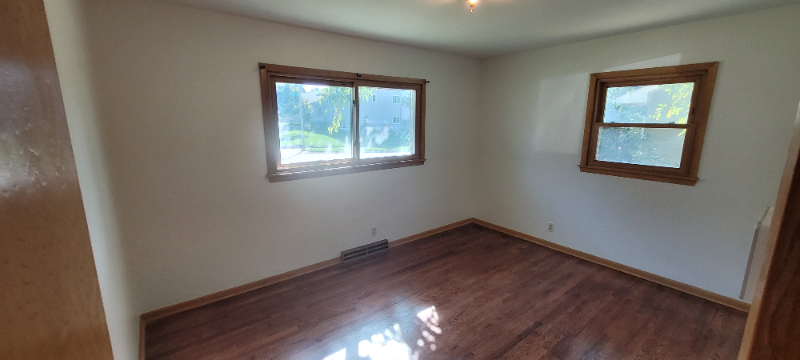 7602 Parker Street - Photo 6 of 16