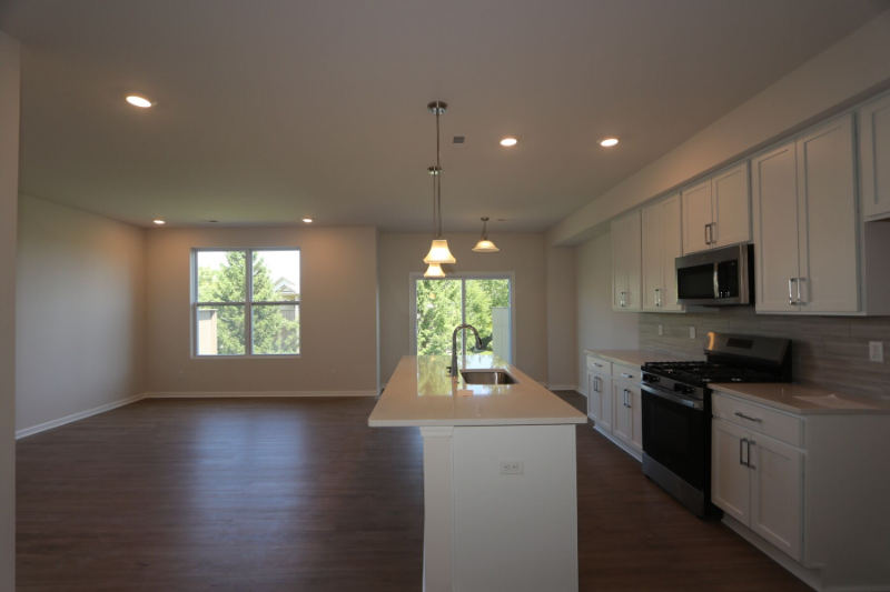 2405 Saltsprings Dr - Photo 7 of 19