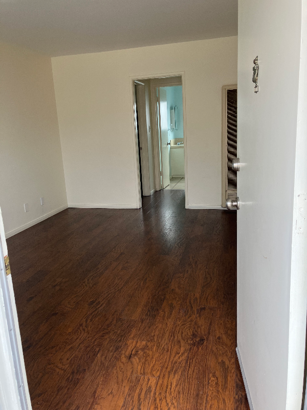 728 S Magnolia Ave #4D - Photo 4 of 10