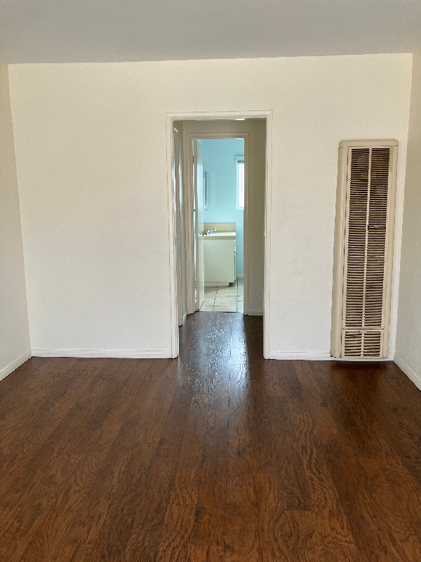 728 S Magnolia Ave #4D - Photo 5 of 10