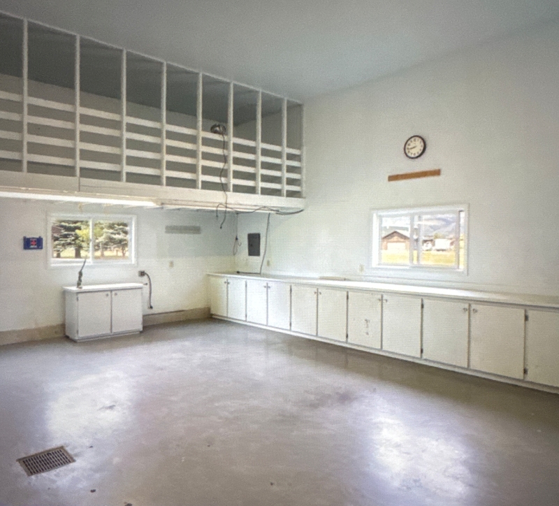 144 Blue Lake Cir - Photo 3 of 6