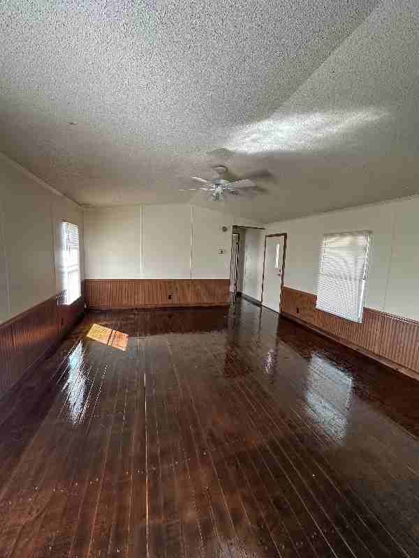 9979 Farris Loop - Photo 2 of 7