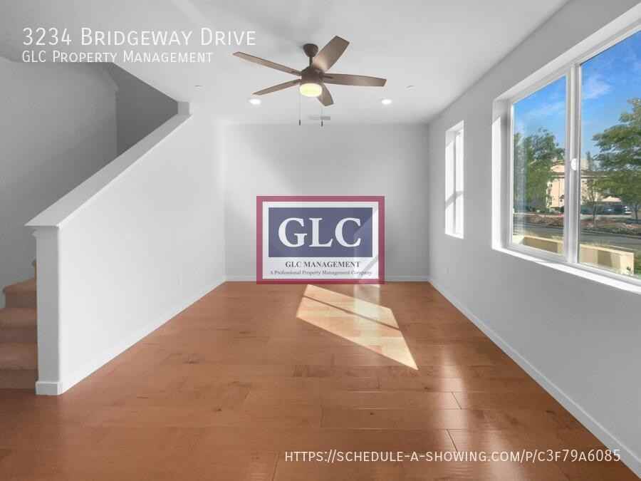 3234 Bridgeway Dr - Photo 2 of 24
