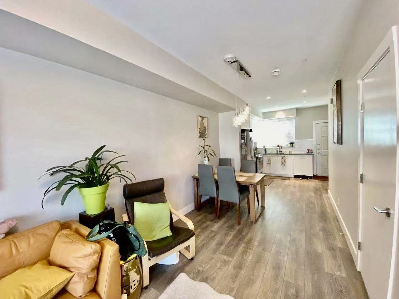 5152 Canada Way #5 - Photo 2 of 15