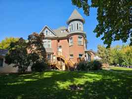 featured image of 1704 2nd St