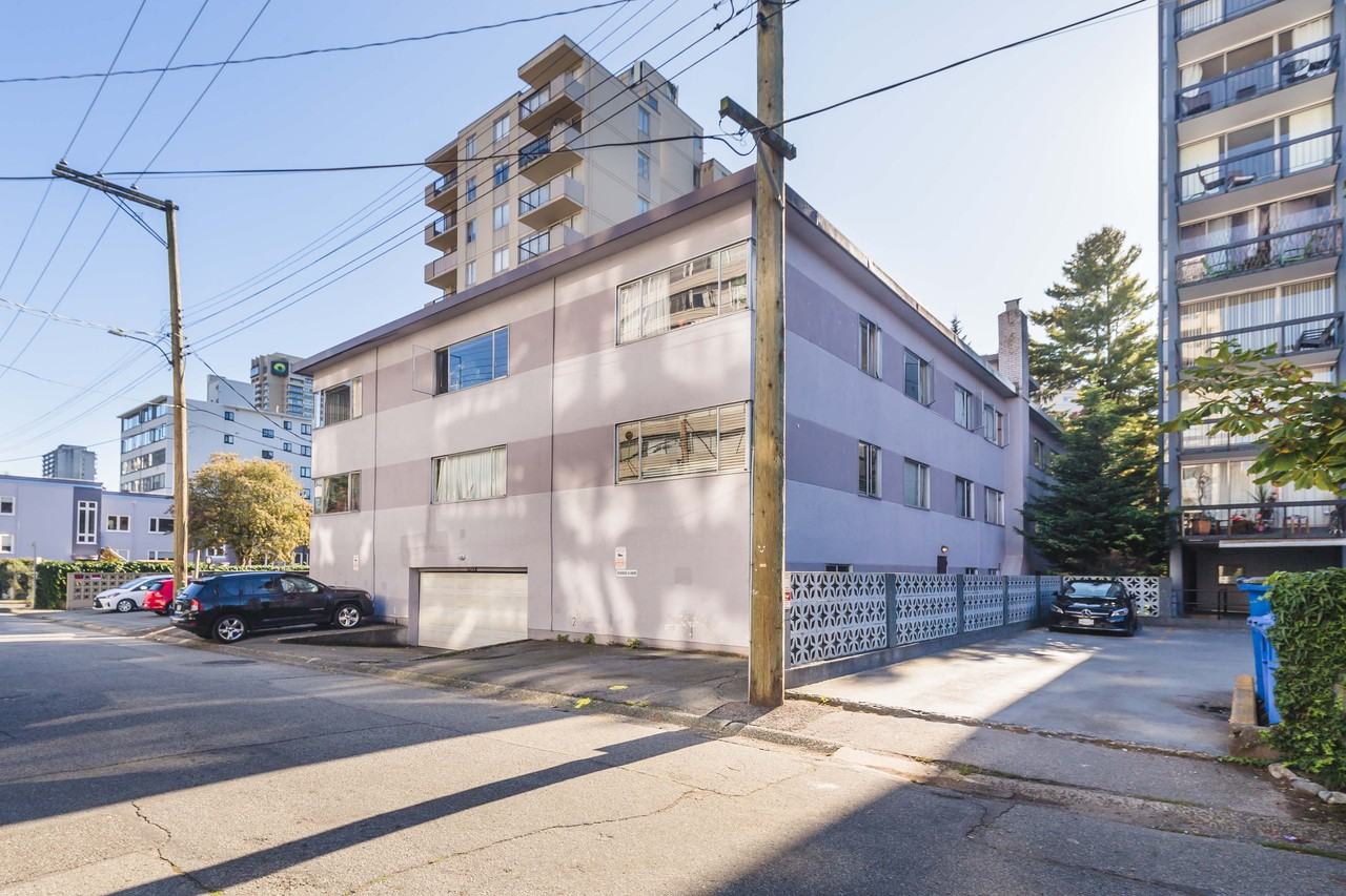 1925 Nelson Street #208 - Photo 5 of 17