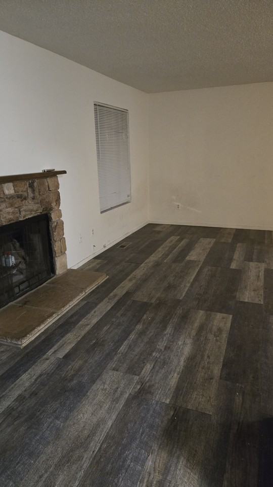 423 Enterprise Dr #423 - Photo 6 of 14