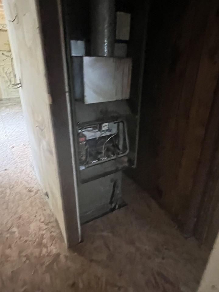 209 Main St #NA - Photo 2 of 18