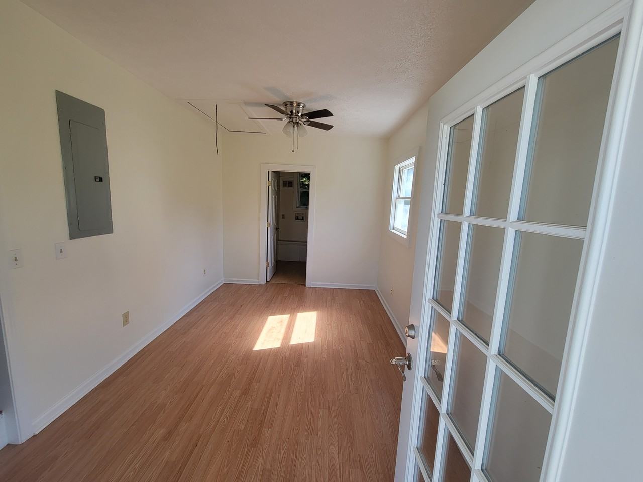 317 Poplar St #NA - Photo 5 of 18