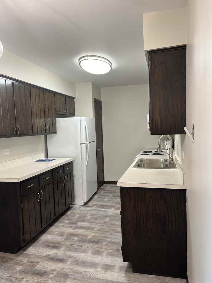 235 Morgan Ct #1A - Photo 2 of 10