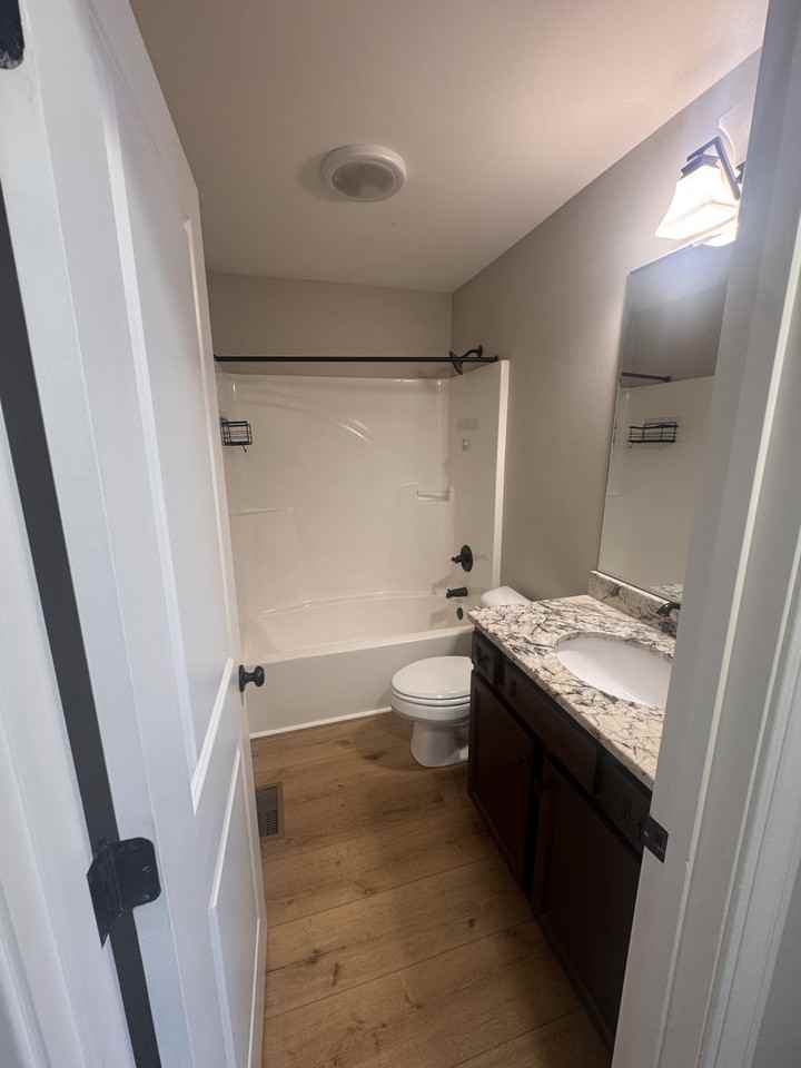 806 Lisbon Ave #NA - Photo 3 of 25